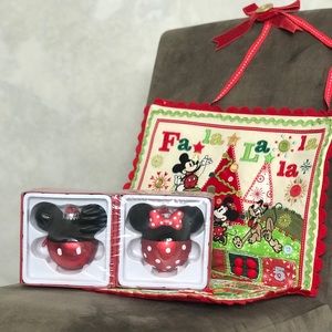 Mickey & Minnie Christmas calendar and ornaments